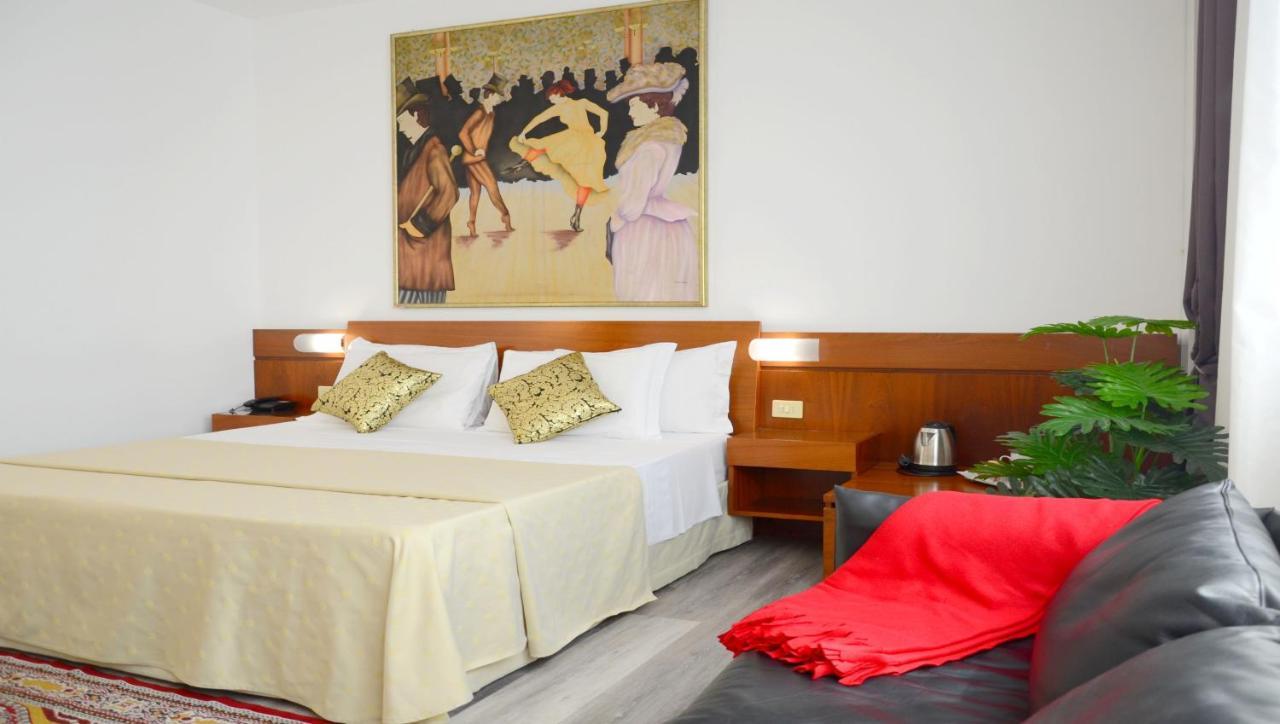 Hotel Krystal Bussolengo Extérieur photo