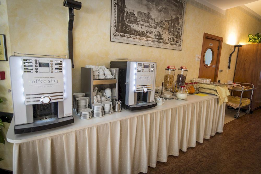 Hotel Krystal Bussolengo Extérieur photo