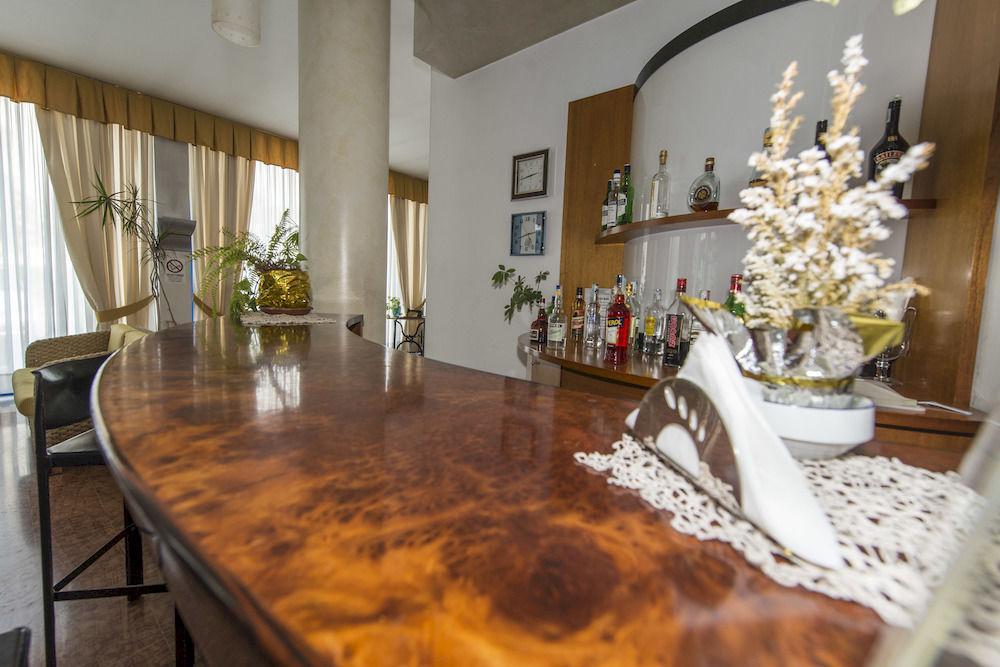 Hotel Krystal Bussolengo Extérieur photo