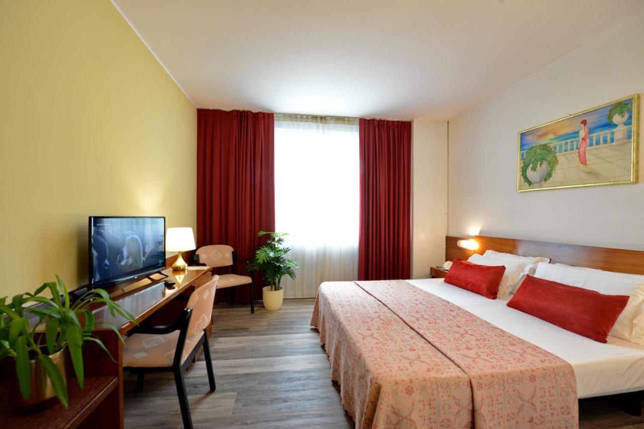 Hotel Krystal Bussolengo Extérieur photo